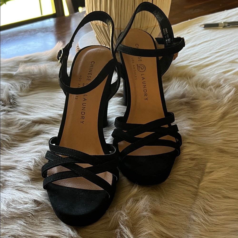 Chinese Laundry Elegant Black Sandals